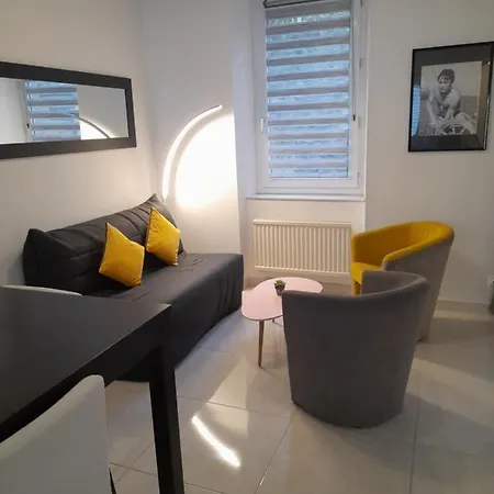 Ferienwohnung 17, Face A La Gare Lannion Exterior foto