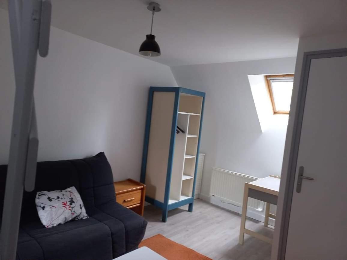 Apartment 17, Face A La Gare Lannion